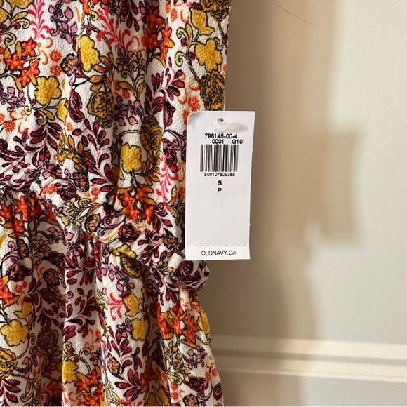 NWT Old Navy Waist-Defined Flutter-Sleeve Floral Mini Dress with Pockets - Picture 11 of 12